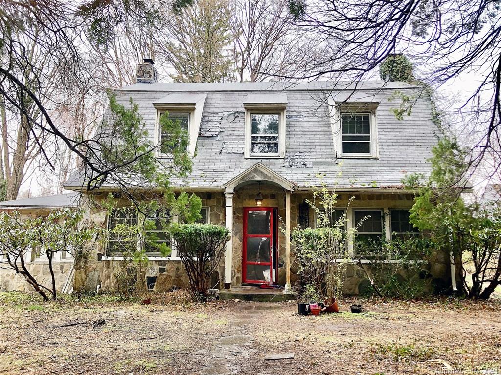 15 Maple Ave N