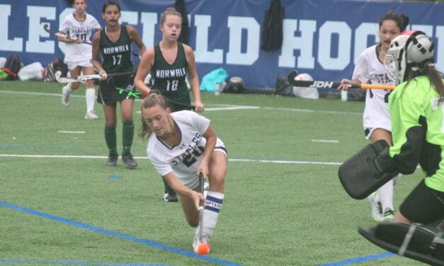 Wreckers Field Hockey Dominates Norwalk