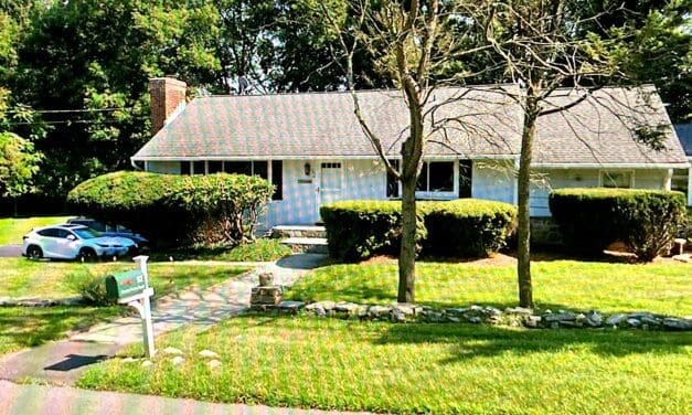Proposal to Erect Cell Tower on Greens Farms Road Arises Again