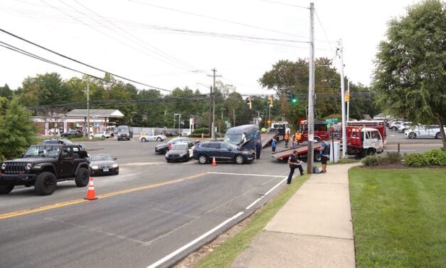 Post Road Accident Diverts Traffic Thru McDonald’s