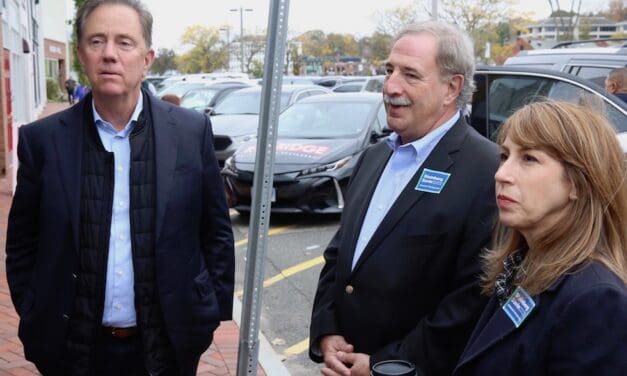 Governor Campaigns for Steinberg