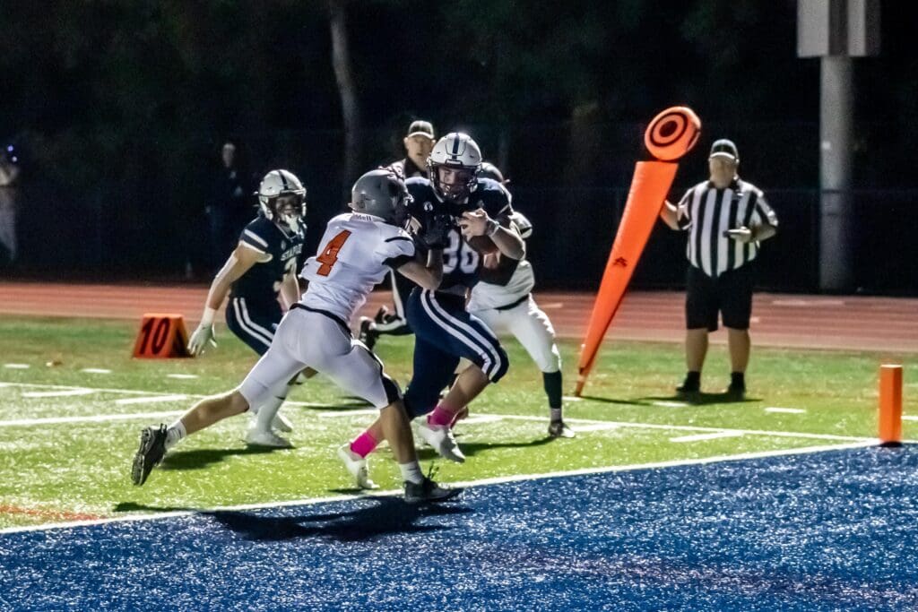 Tanner Conners for 6 -- Photo Chris Greer