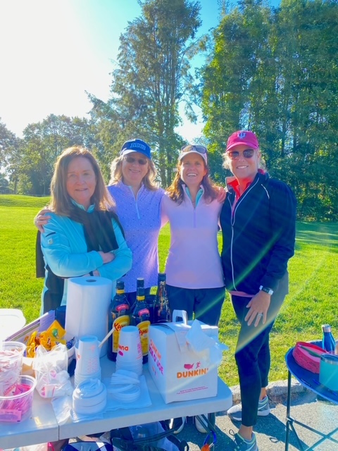 Longshore Lady Golfers Help Aid Hungry