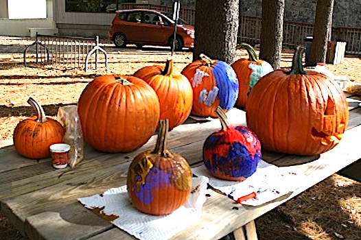 Crafting Jack-o’-Lanterns Made Easy: Earthplace Does the Cleanup