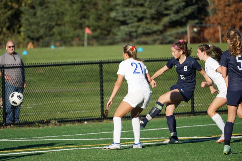Gaby Gonzalez scores -- Photo Charlotte Strandell