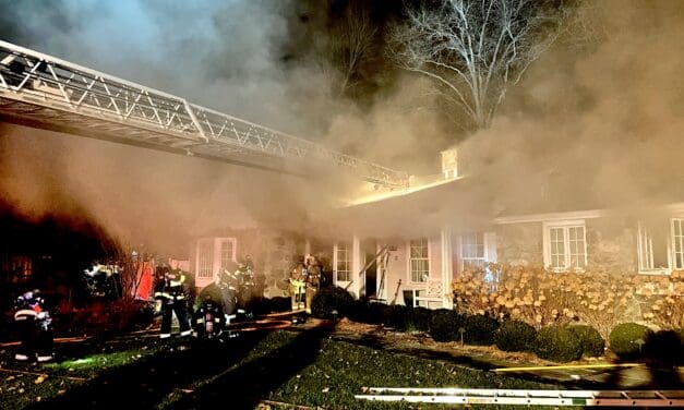 Smoky Fire Extinguished at Silver Brook Road House