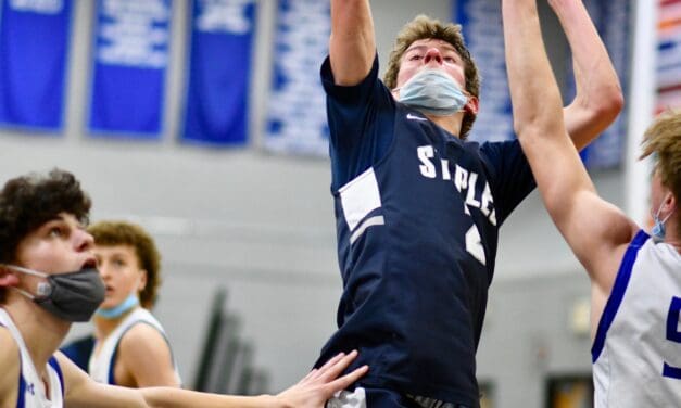 Staples Dominates Ludlowe, 58-38