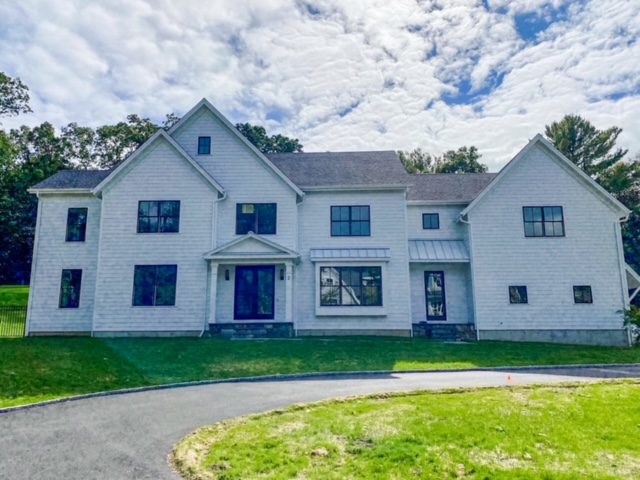 2 Stonewall Lane