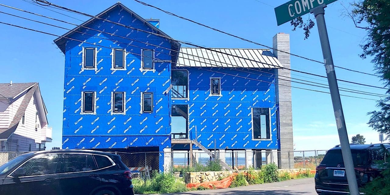 ‘Blue house’ at Old Mill removed from blighted properties list