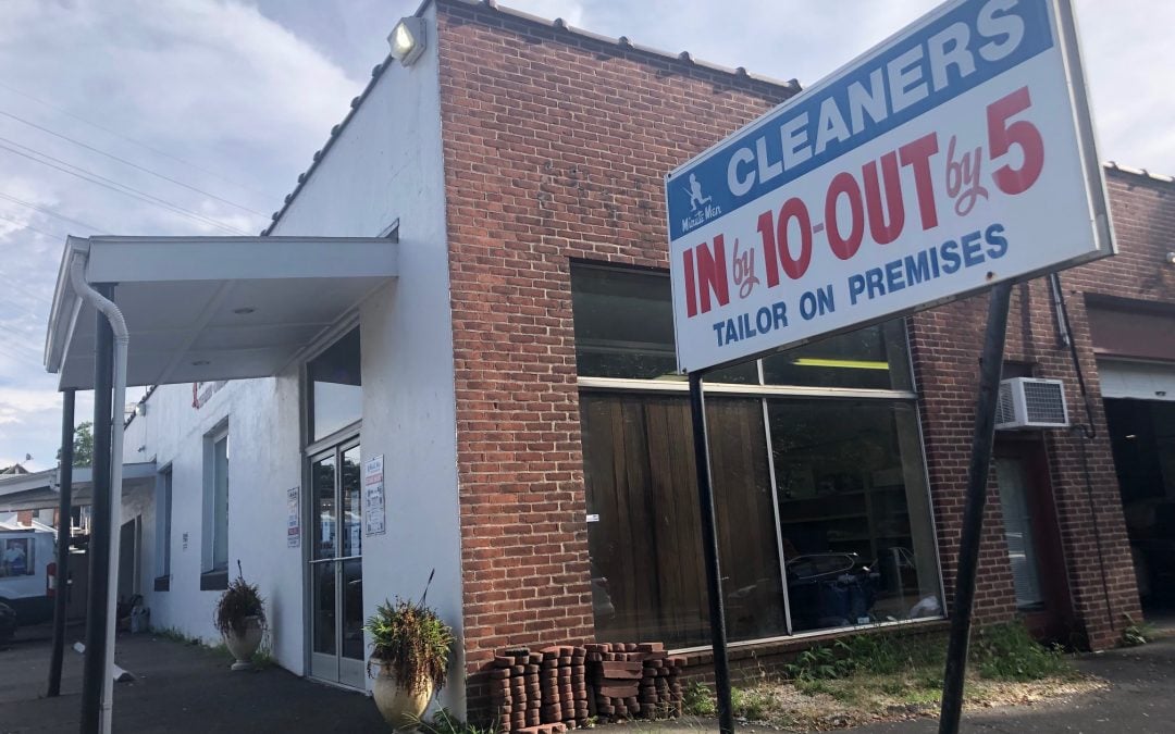 P&Z members consider reverting to previous zoning for Spinnaker site