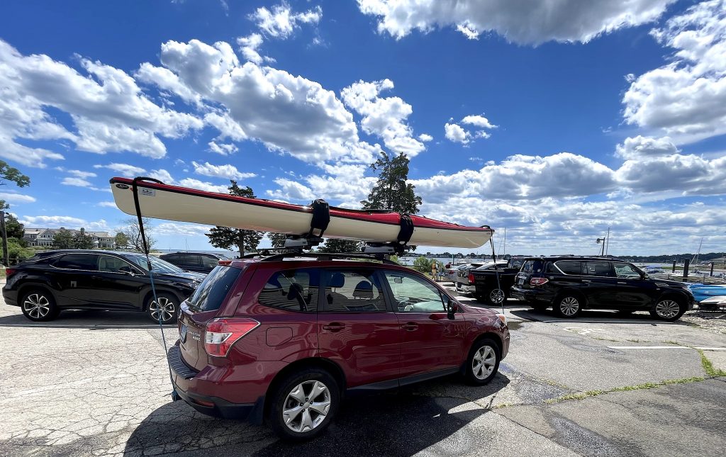 Kayaking to Cockenoe Island