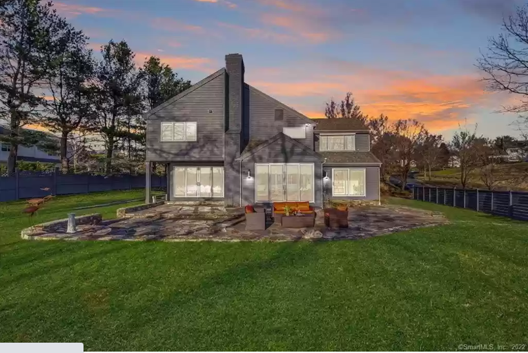 1 Harborview Road - Photo SmartMLS