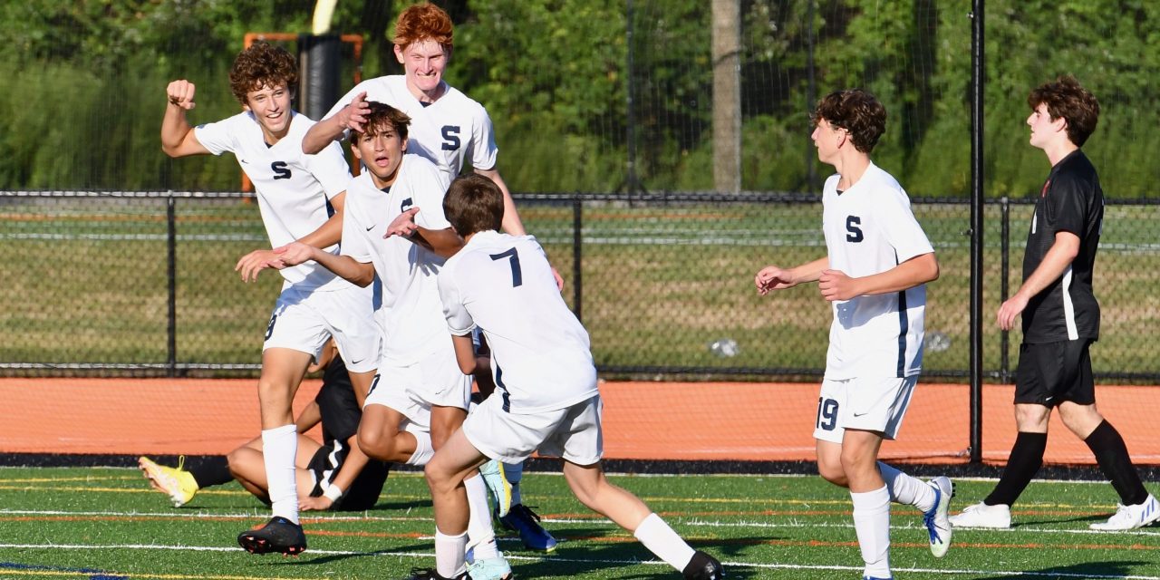 Staples boys soccer shuts out Ridgefield