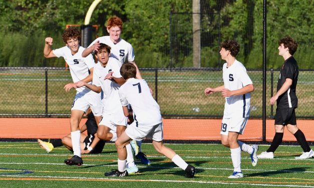 Staples boys soccer shuts out Ridgefield