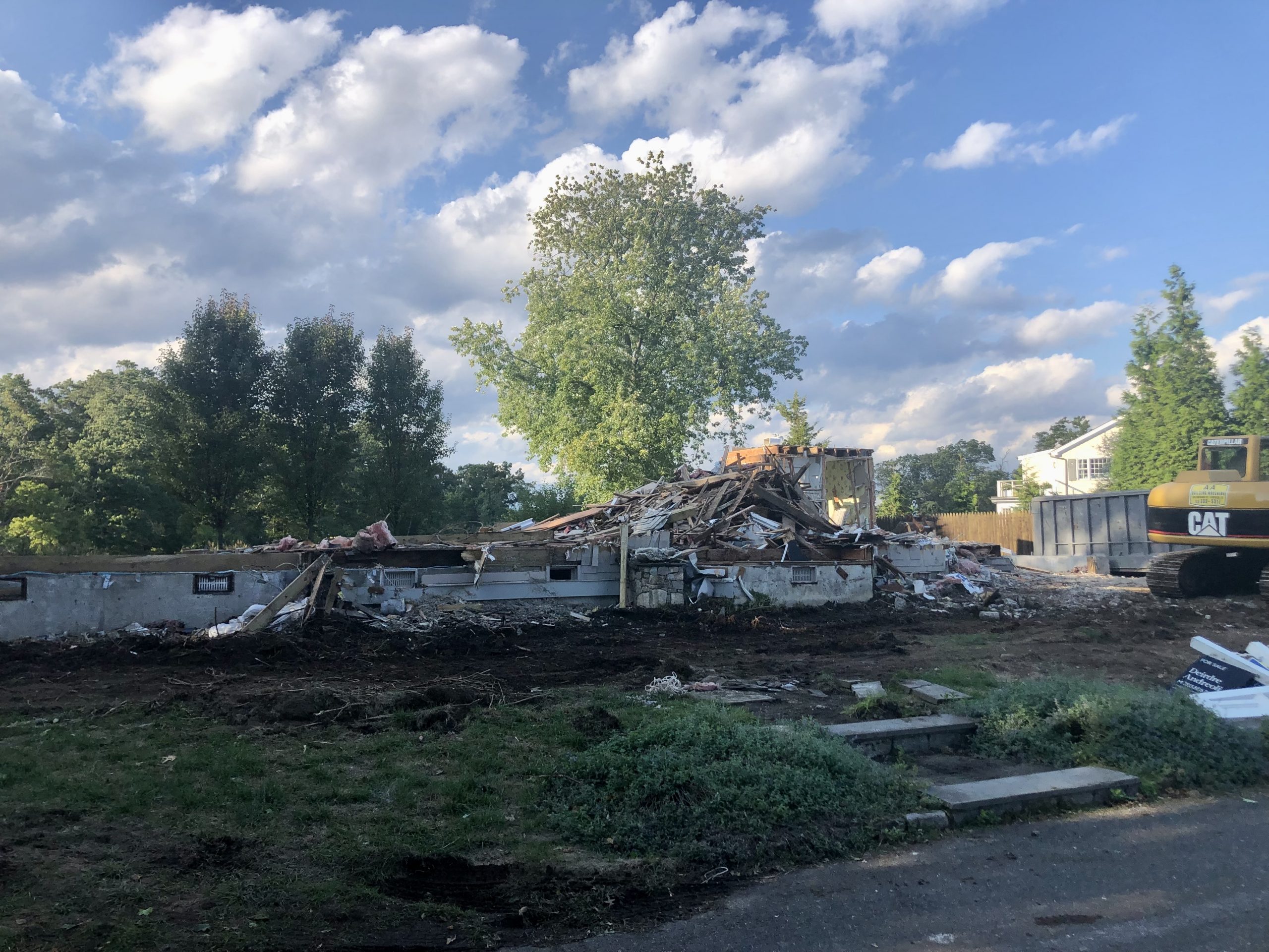 Demolition under way at 2 Owenoke Park. / Photo by Thane Grauel
