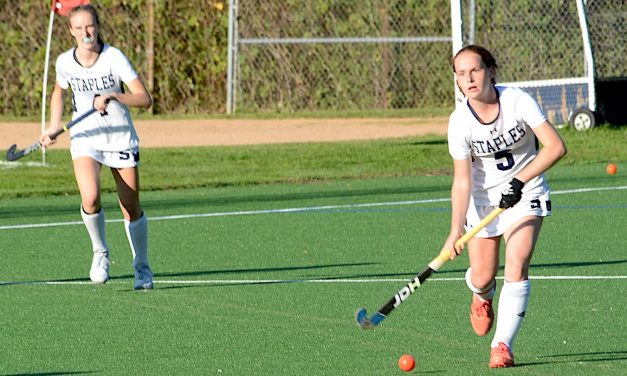 Staples field hockey aims to net FCIAC West Division title