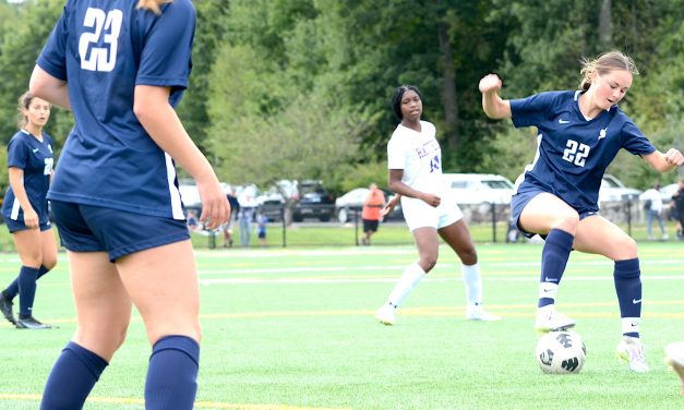Powered by barrage of goals, Staples girls soccer whips Warde