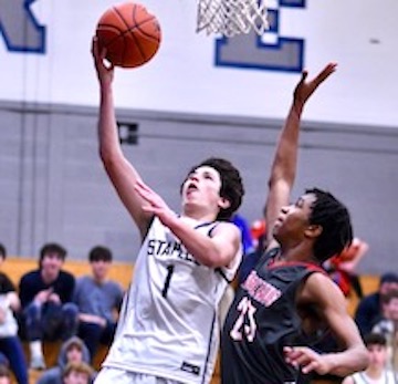 Wreckers boys basketball pummels Pomperaug