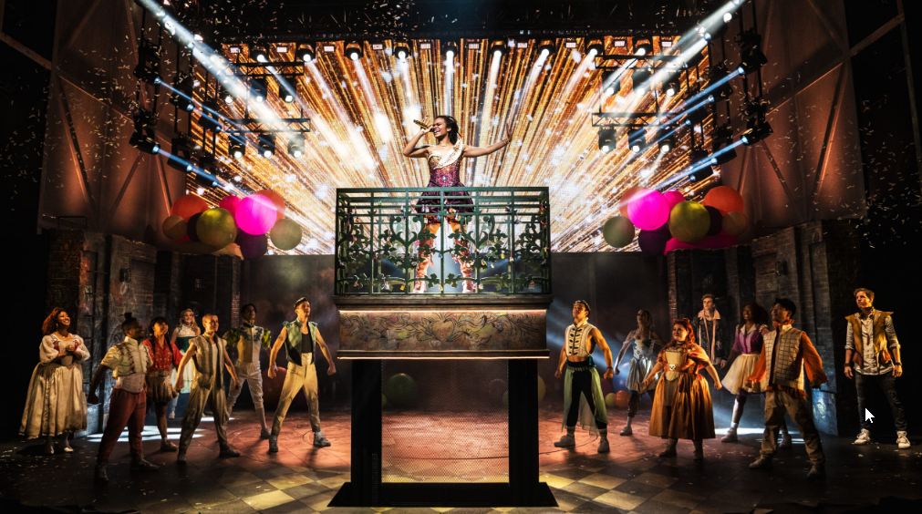 & Juliet - Photo Matthew Murphy