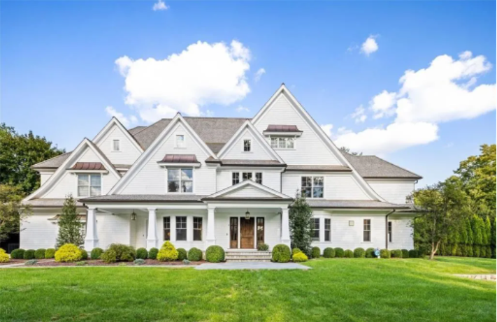 4 Sprucewood Lane - Photo Realtor.com®