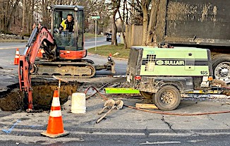 Water service disrupted for hundreds in Saugatuck Shores