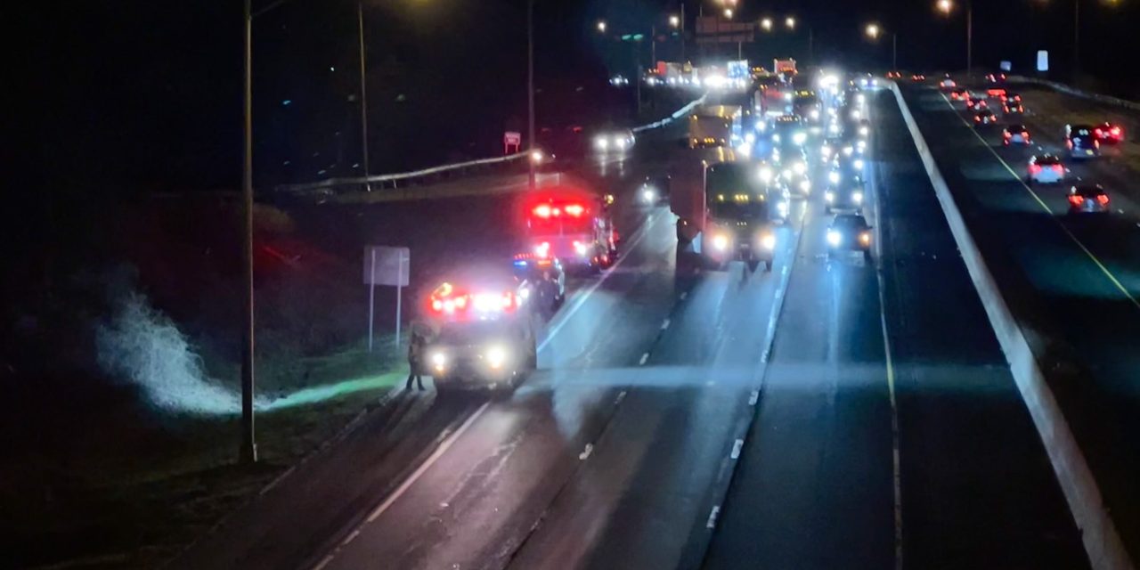 ‘Serious’ 2-car crash closes I-95 in Westport