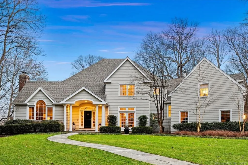 5 Windrush Lane - Photo Realtor.com