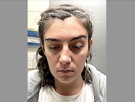 Police: Woman cashed fraudulent check