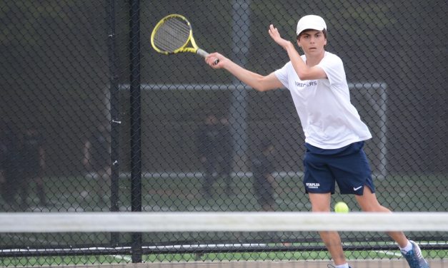 Boys tennis team tops Trumbull