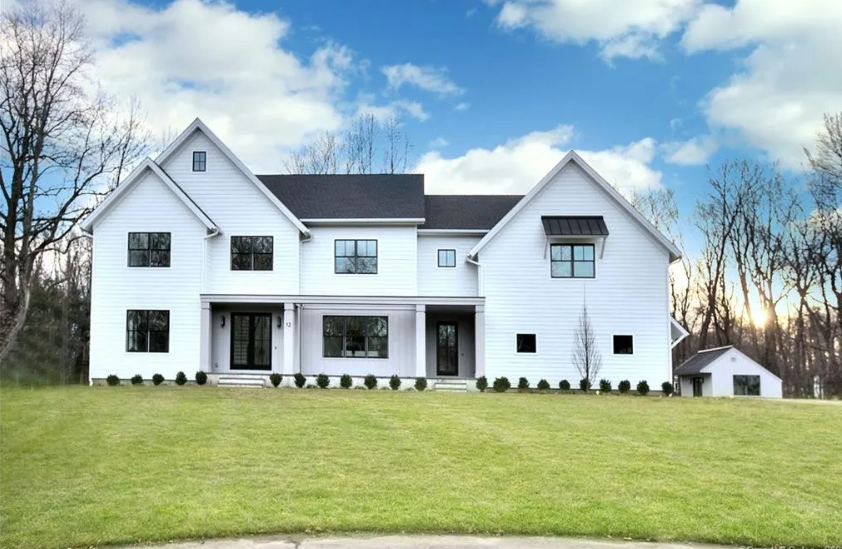 12 Godfrey Lane - Photo Realtor.com