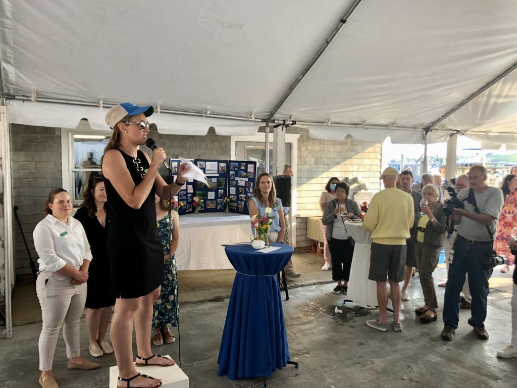 Nikki Spiller addresses the crowd, and thanks the Bloom family for their support.