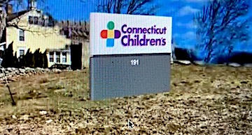 No ‘alligators:’ Plan for second medical office sign gets better diagnosis