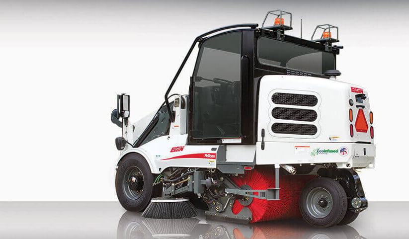 Elgin Pelican street sweeper. / elginsweeper.com