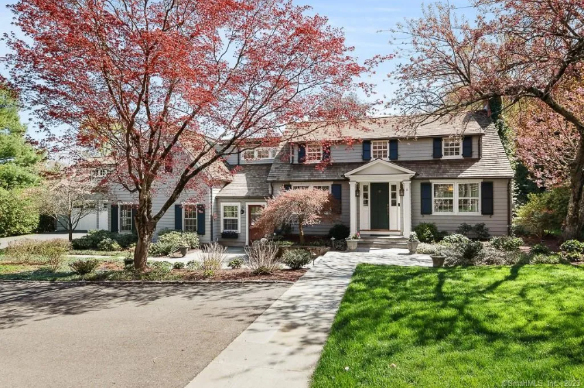3 Stonybrook Road - Photo Oliver Bencosme Photo