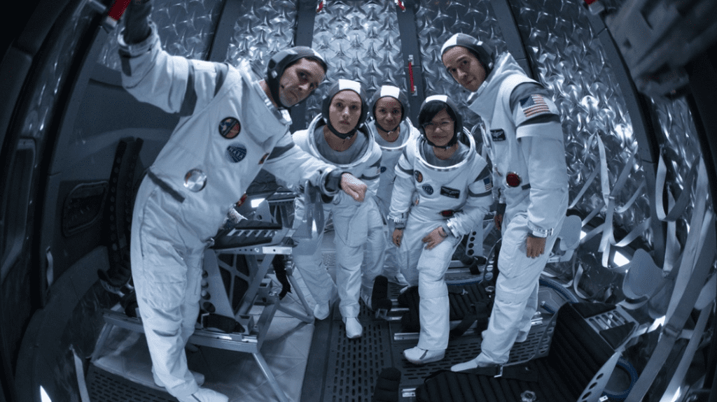 The First - Photo Hulu
