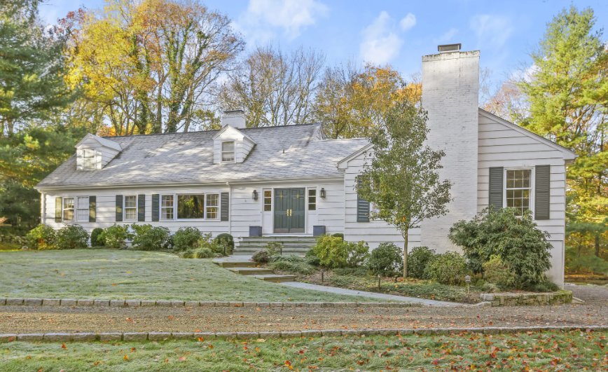 8 Placid Lake Lane - Photo Realtor.com