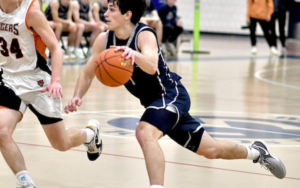 Wreckers upset Ridgefield, advancing to FCIAC championship