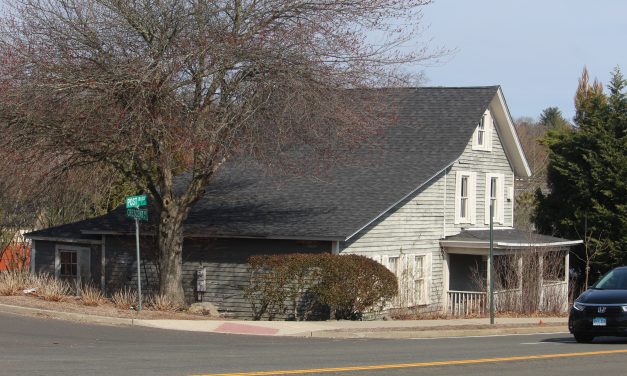 Terrain wants to use old Dress Barn for floral studio