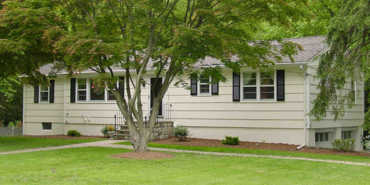 Lakeview Road homeowners seek larger FEMA-compliant house