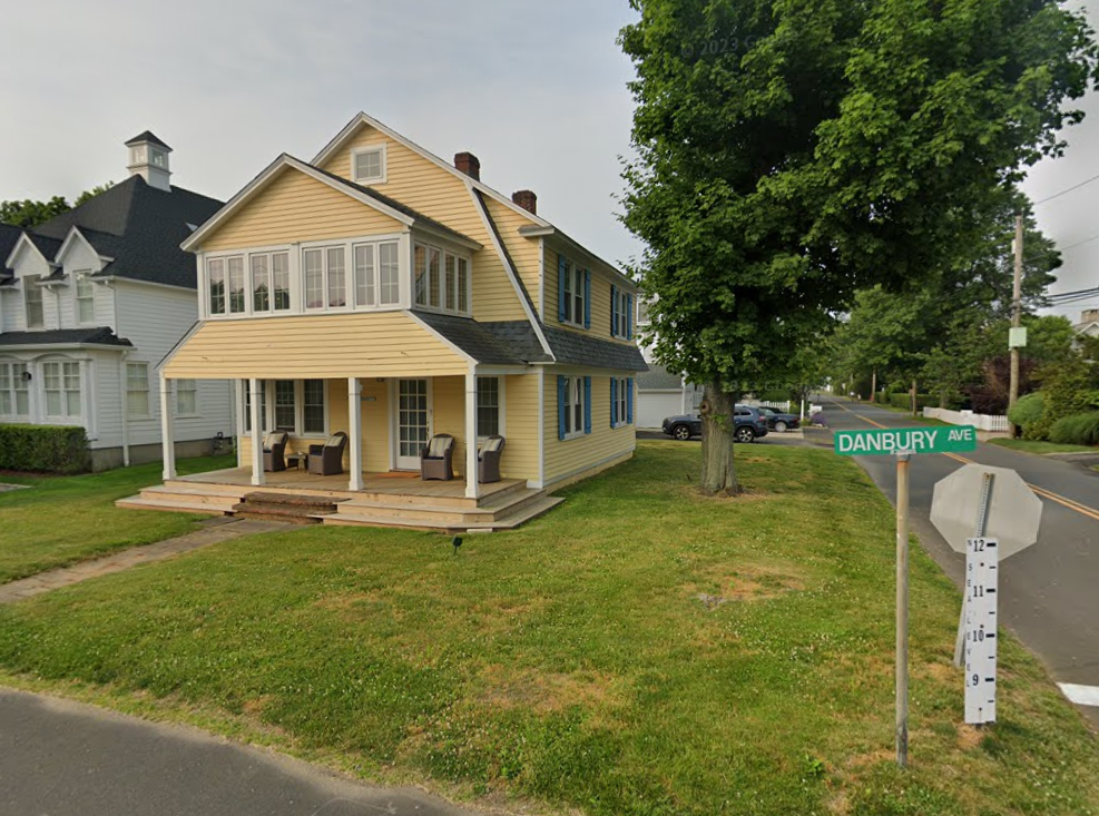 29 Danbury Ave. / Google Maps