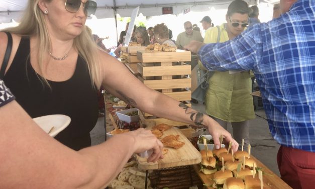 Cocktails and Clams under sunny skies boosts Harbor Watch mission