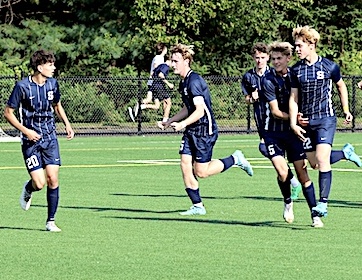 Staples boys soccer stumbles against Darien