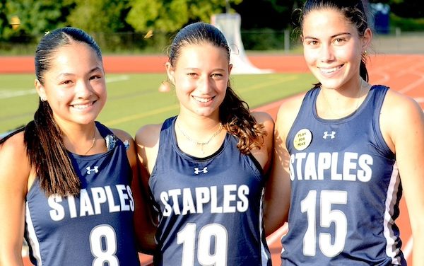 On national stage, Staples field hockey faces first test