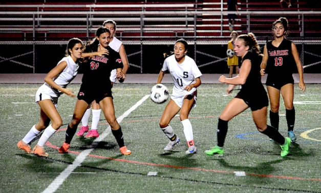 Season’s first: Wreckers fail to notch a ‘W’ against Warde