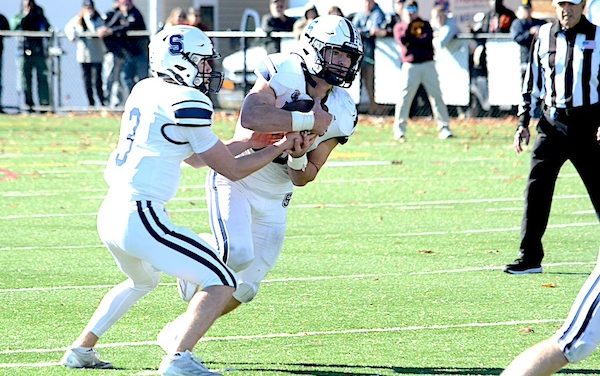 Staples football thrashes Trumbull ahead of T-Day showdown