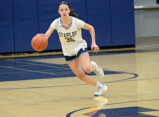 Staples girls nearly wreck Greenwich’s perfect basketball record
