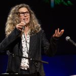 Damn! Singer-Songwriter Sophie B. Hawkins premieres new musical at Westport Library