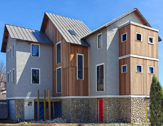 Anybody want Westport’s blue eyesore?