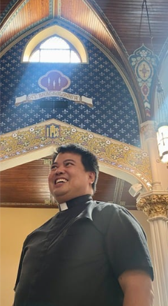 Rev. Cyrus Bartolome - Photos Ken Valenti