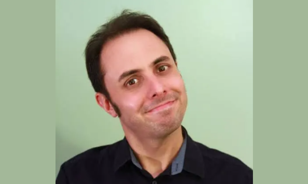 Comedian Joe Pontillo has kind words for Westporters